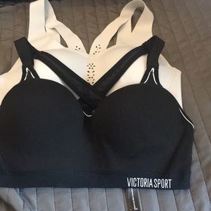 Never Worn Before!! 2 Victoria Secret sports bras.